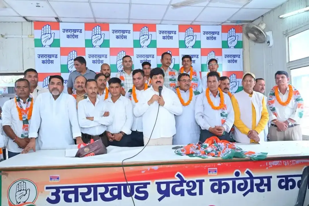 बड़ी संख्या में भाजपाईयों ने कांग्रेस का दामन थामा!