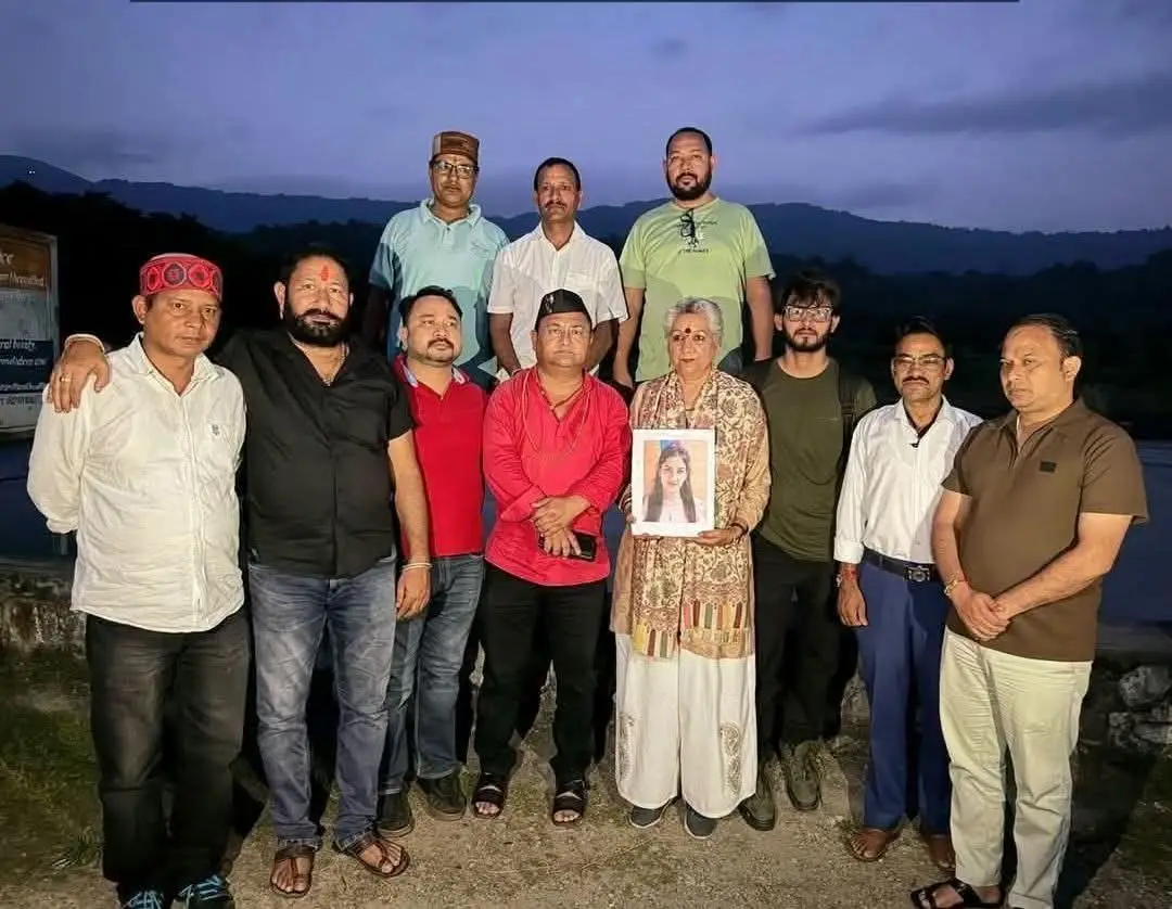 अंकिता भंडारी के बलिदान स्थल कुनाऊ पुलिया चीला बैराज ऋषिकेश में श्रद्धांजलि सभा..
