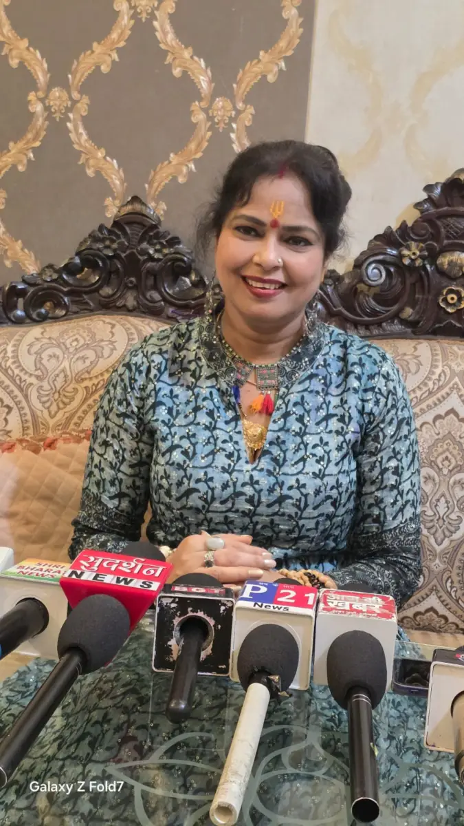 अभिनेत्री उर्मिला सनावर राठौर ने सामाजिक एकता एवं भाईचारे बनाए रखने की अपील की