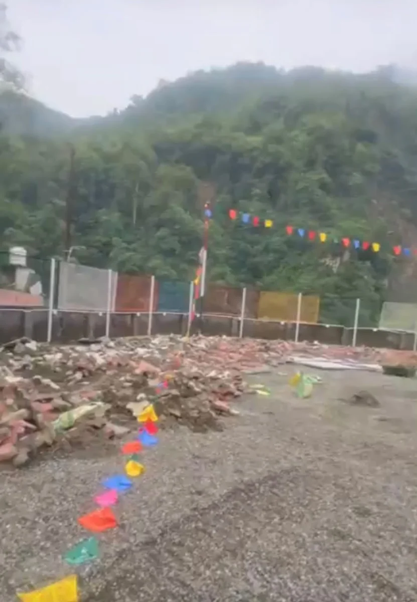 नैनीताल (हल्द्वानी): रानीबाग फूड कोर्ट को लेकर महंत व कमल जोशी ने DM, SDM-पुलिस अधिकारियों समेत 8 लोगों के खिलाफ कानूनी कार्रवाई शुरू की