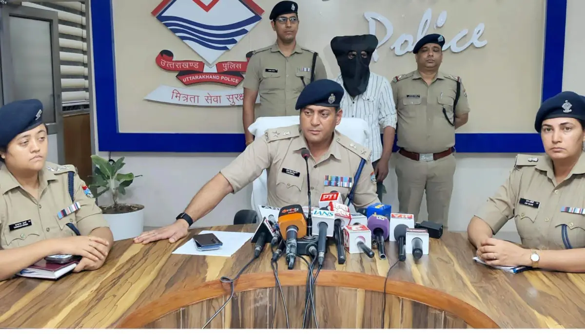 300 रुपये के चक्कर में रायपुर में बुजुर्ग दंपती समेत तीन की हत्या, प्लंबर गिरफ्तार